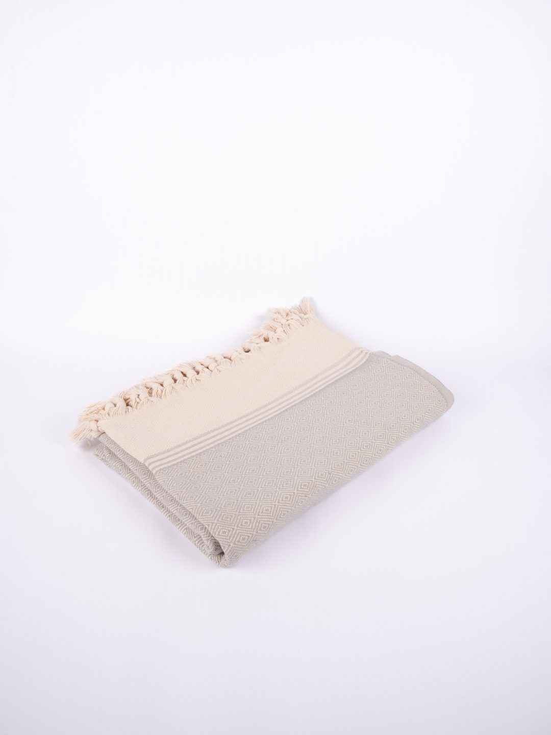 Sardes Throw